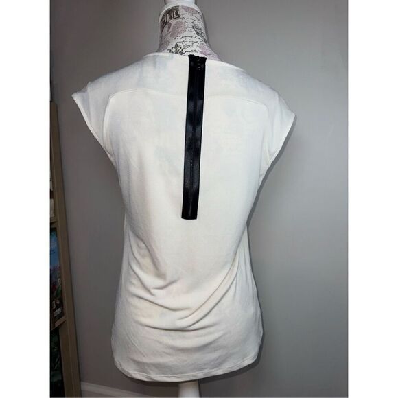 ANN TAYLOR Cream Wrap Front Sleeveless Blouse Top Shirt Size LP Large Peti - Picture 4 of 5